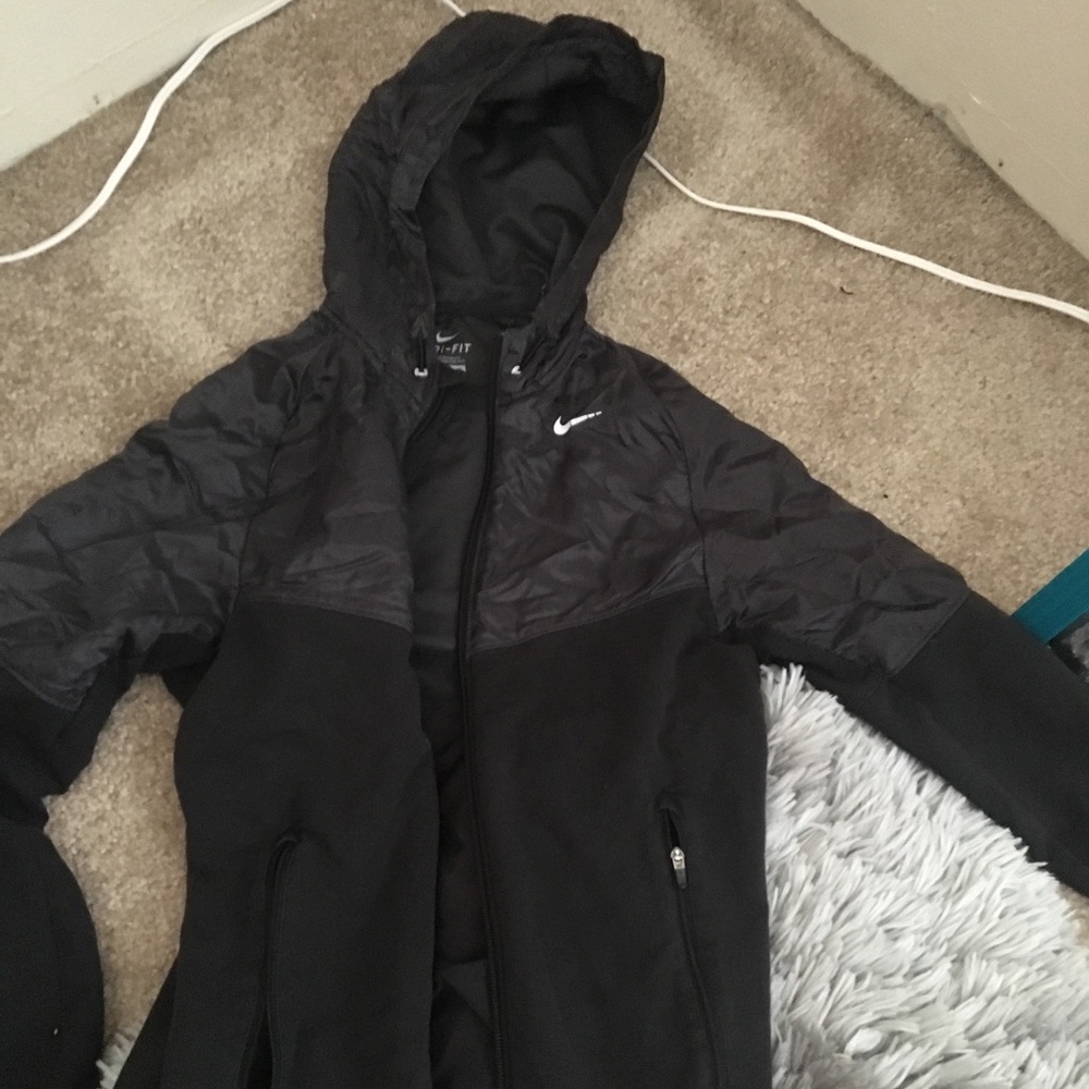 Nike Dry Fit wind breaker XS